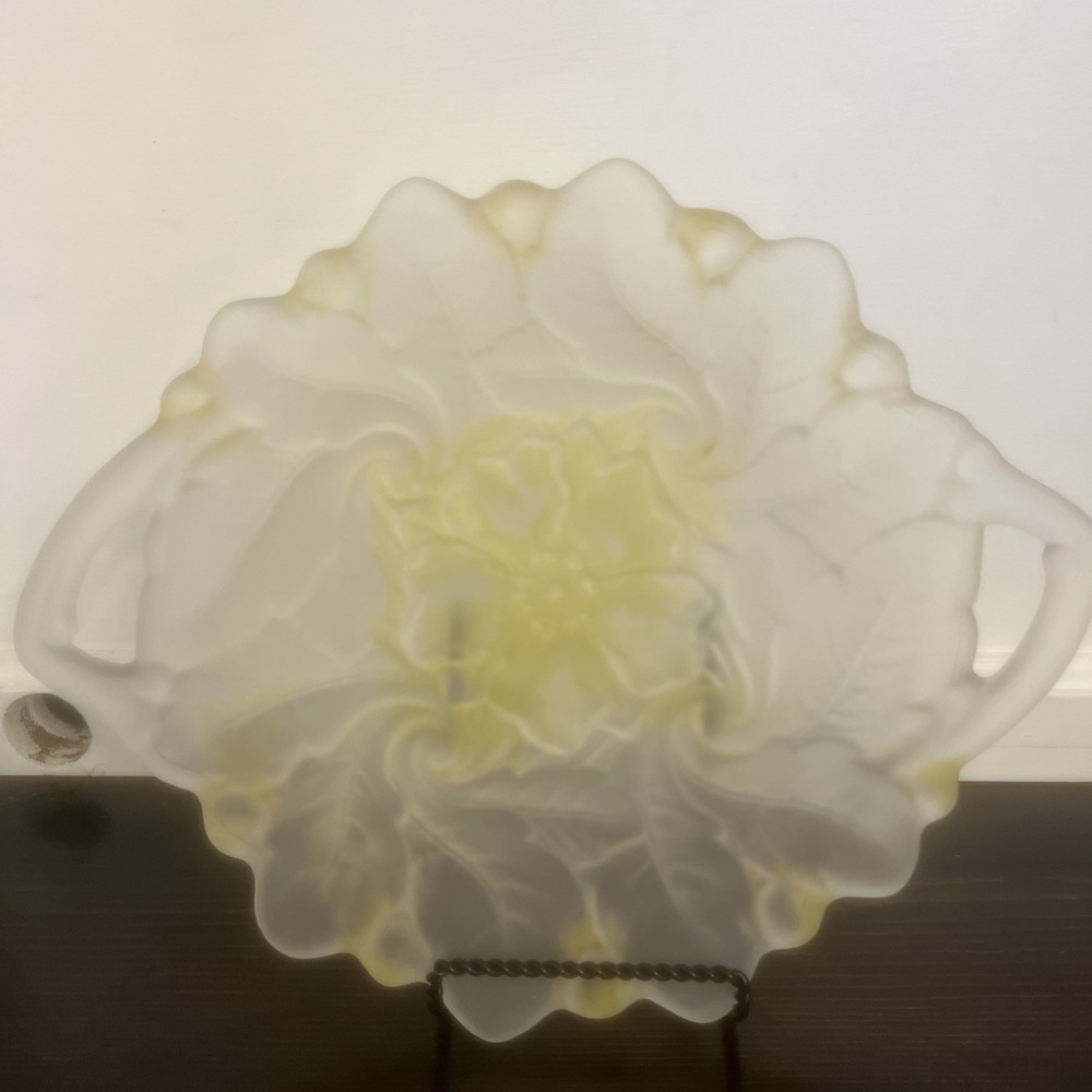 MCM VTG Indiana Glass Wild Rose Yellow Frosted pattern handled cake plate 12"